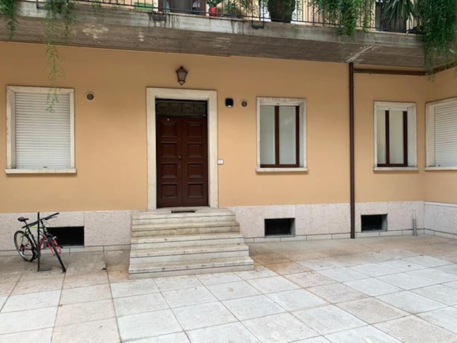 Agli Archi Dell'arena *